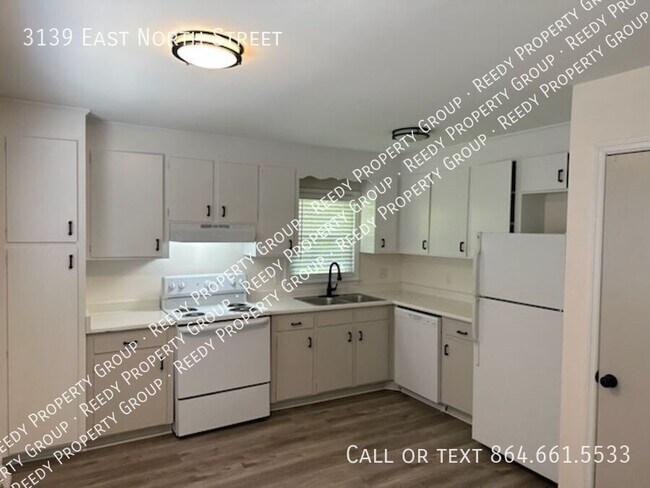 Primary Photo - 3139 E North St