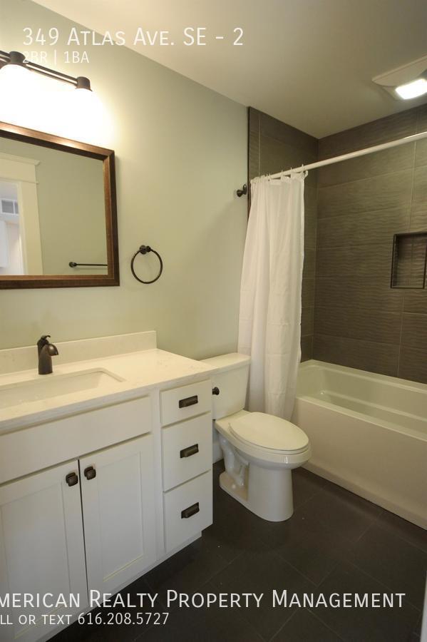 Building Photo - 349 Atlas Ave SE