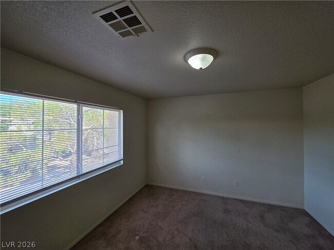 Building Photo - 10021 Via Toro Ave