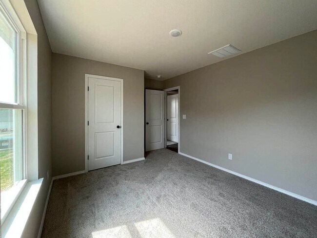 Building Photo - Brand New Home!!