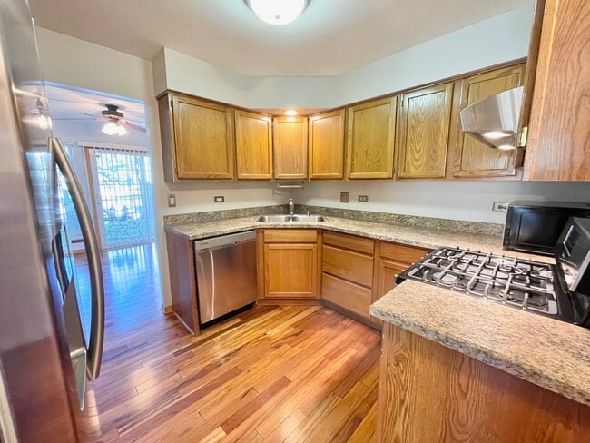 Building Photo - 636 Stone Brook Ct