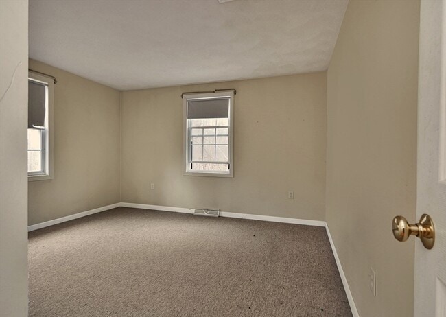 Building Photo - 7 Van Norden Rd