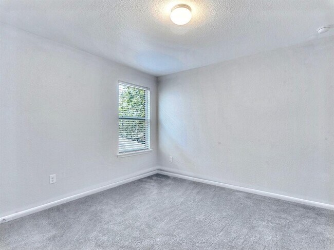 Building Photo - 3108 Tilmon Ln.