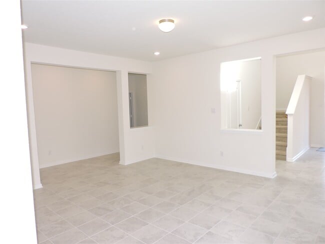 Building Photo - 1122 Epworth Ct.