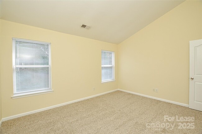 Building Photo - 6754 Sequoia Hills Dr