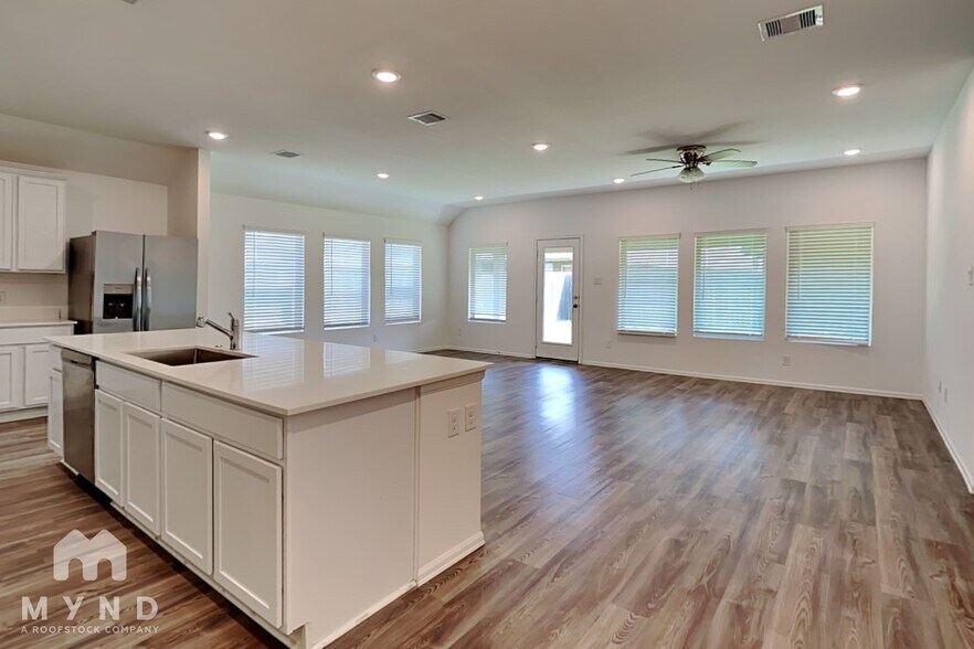Building Photo - 9446 Brookwood Bnd Dr