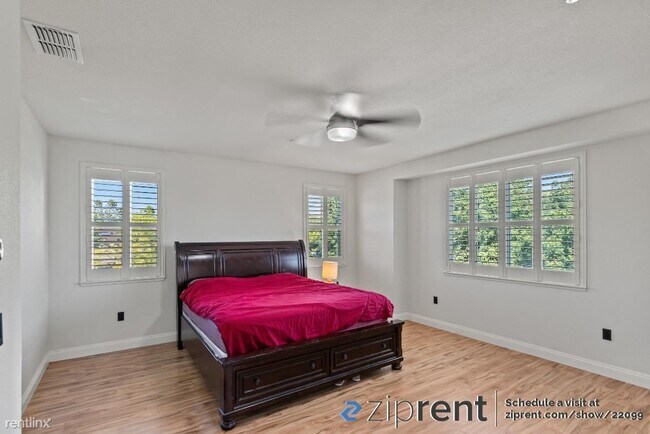 Building Photo - 5 br, 3.5 bath House - 5039 Osborne Circle...