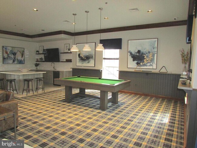 Building Photo - 12945 Centre Park Cir