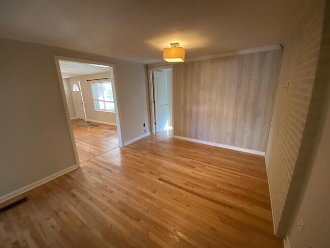 Building Photo - 9179 Segers Rd