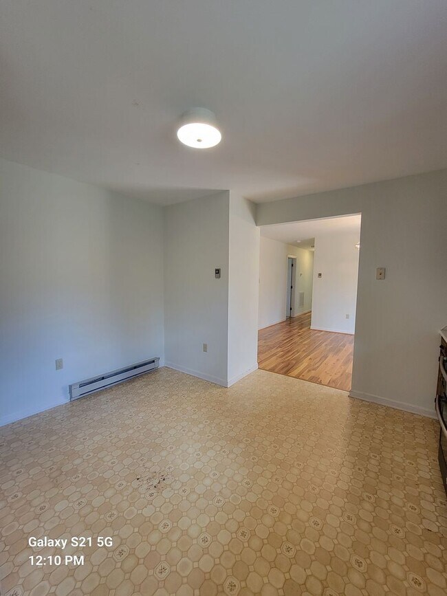Building Photo - 11616 N Landis Ave