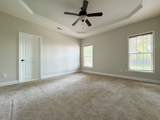 Building Photo - 2423 Kimbolton Drive