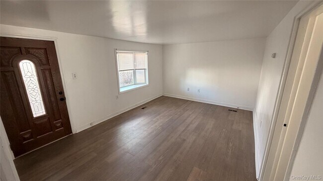 Building Photo - 31 N Wayne Ave