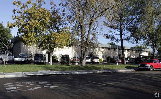Primary Photo - Escondido Apartments