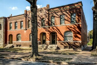 Building Photo - 3805 Shenandoah Ave