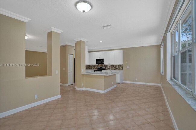 Building Photo - 797 Chimney Rock Rd
