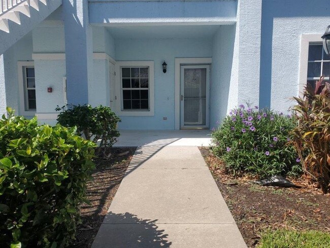Building Photo - 1501 San Cristobal Ave