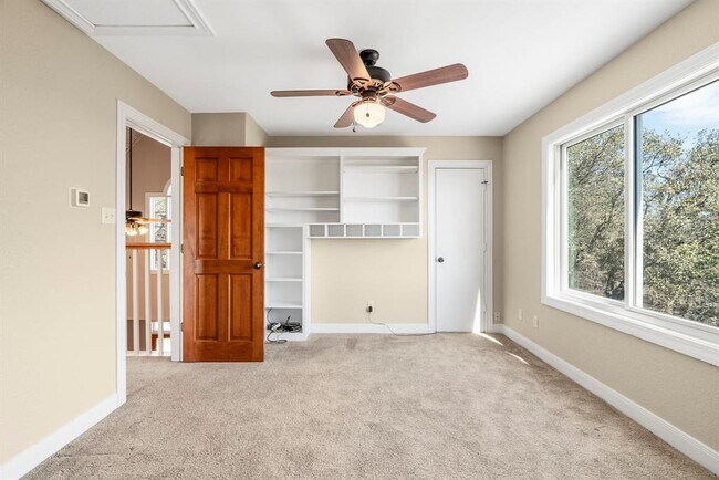 Building Photo - 310 Co Rd 317