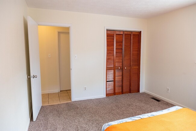 Building Photo - 3422 Orlando Dr