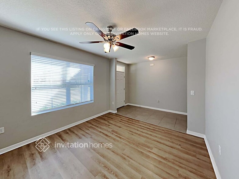 Building Photo - 2205 Blue Highlands Dr