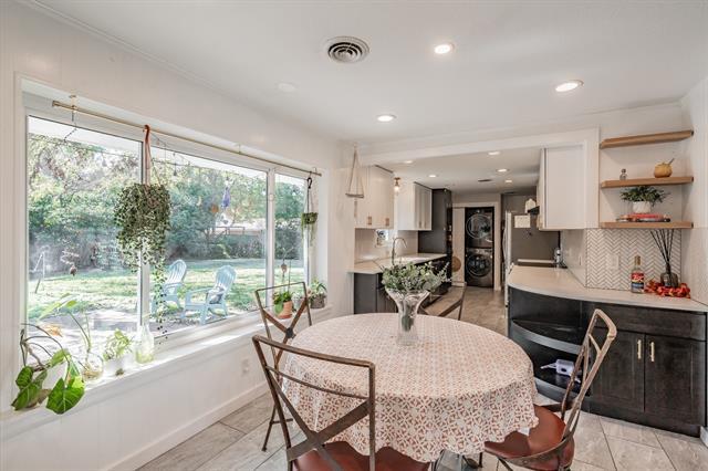 Building Photo - 1408 Comanche Ct