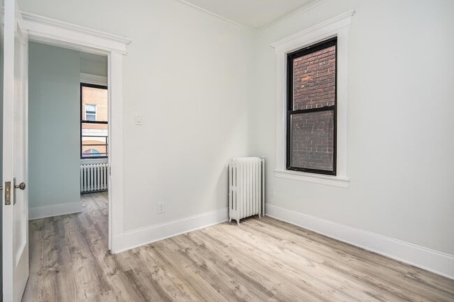 Building Photo - 311 64th St