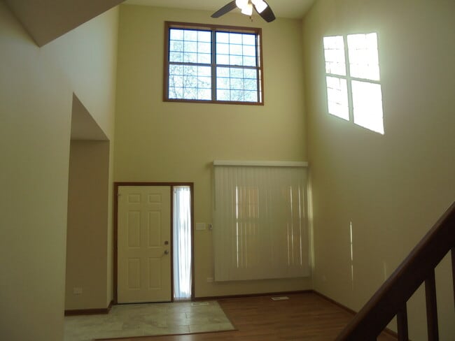 Building Photo - 736 Big Timber Dr