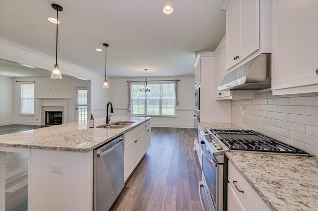 Building Photo - 720 Bancroft Dr