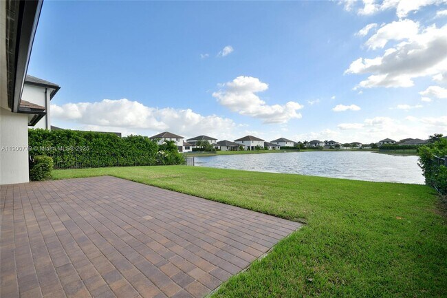 Building Photo - 4221 SW 178th Ave