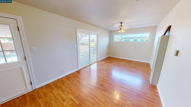Building Photo - 2029 Sutter Ave