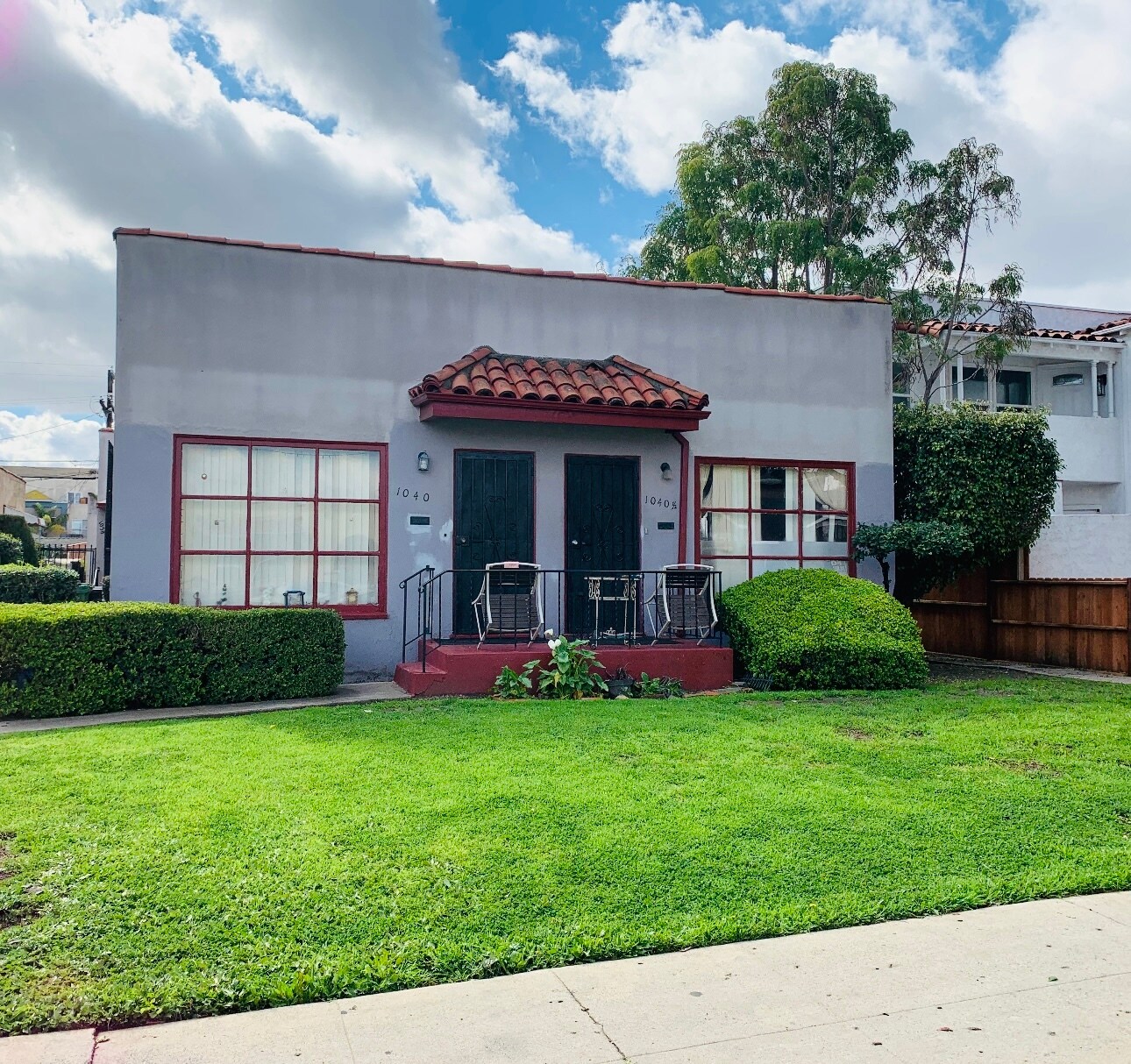 Building Photo - 1038 W 84th Pl