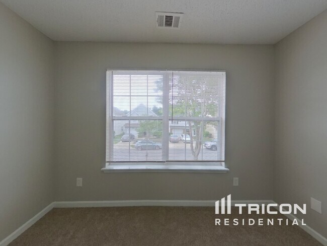 Building Photo - 2630 Rozzelles Landing Dr