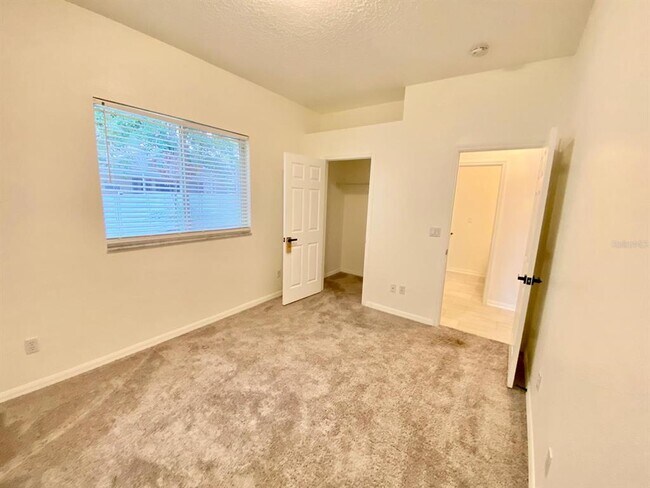 Building Photo - 3837 Fallscrest Cir