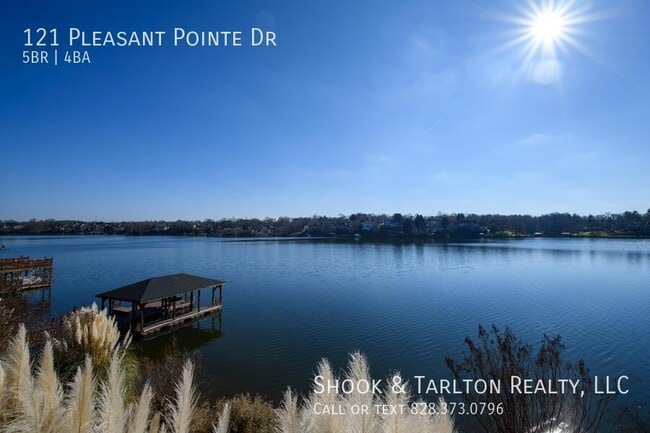 Building Photo - 121 Pleasant Point Dr