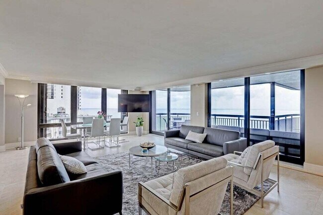 Building Photo - 5380 N Ocean Dr