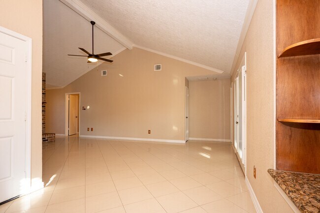 Building Photo - 22811 Elkana Deane Ln