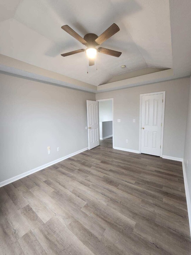 Building Photo - 113 Karen Ct