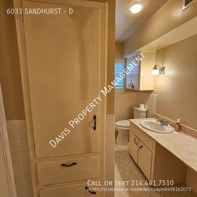 Building Photo - 6033 SANDHURST-D
