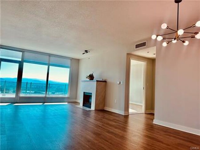 Building Photo - CROWN JEWEL OF URBAN ELEGANCE: BEST RENTAL...