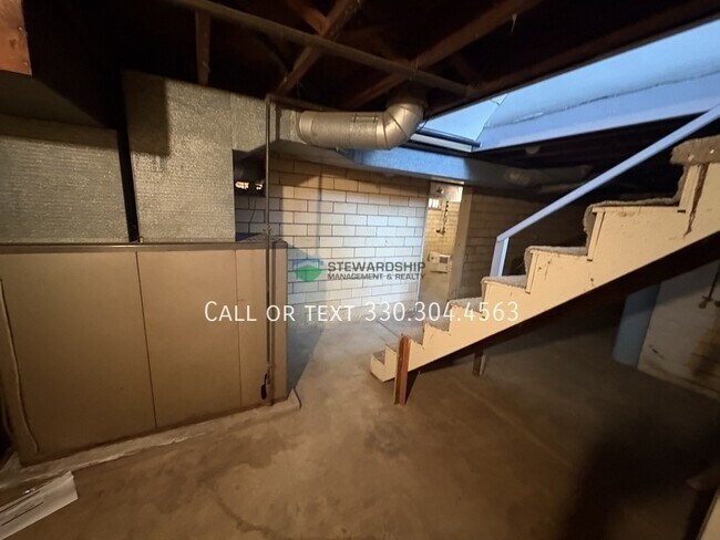 Building Photo - 2769 Carlisle Ct