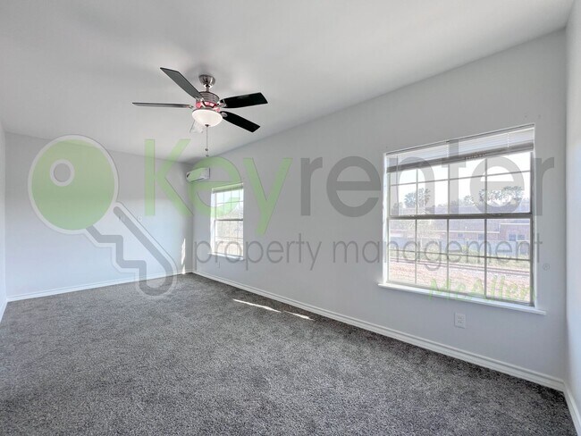 Building Photo - Beautiful 4B/2.5B Home in Mcallen
