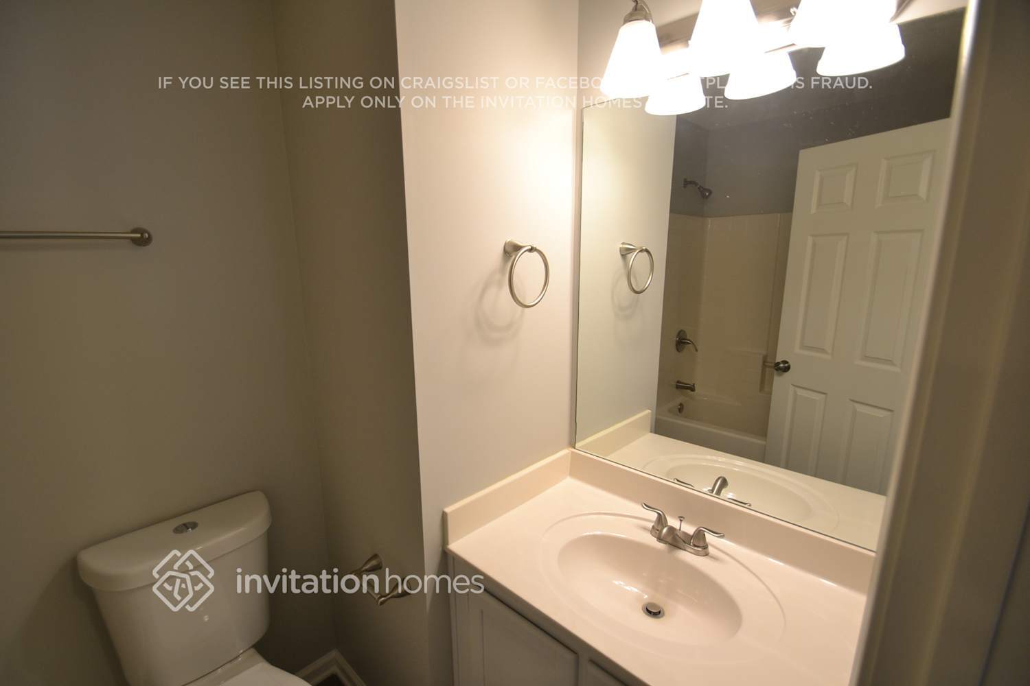 Building Photo - 2697 Chadwick Ln NW