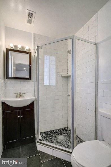 Building Photo - 1249 N 17th St