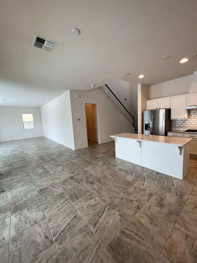 Building Photo - 3140 Show Jumper Ln