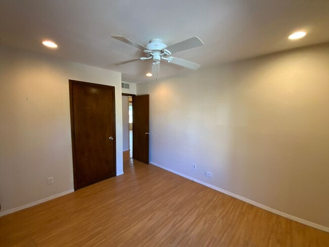 Building Photo - 4 Bedroom Single Story Home Near Juan Tabo Blvd SE & Central Ave SE by Four Hills!