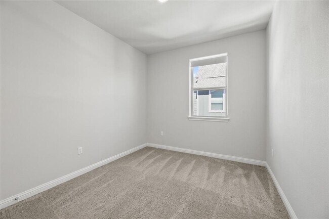 Building Photo - 8302 Mandela Bend