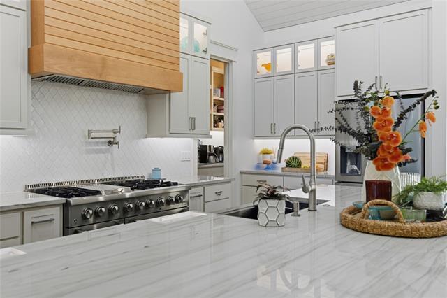 Building Photo - 8701 Zebra Crossing