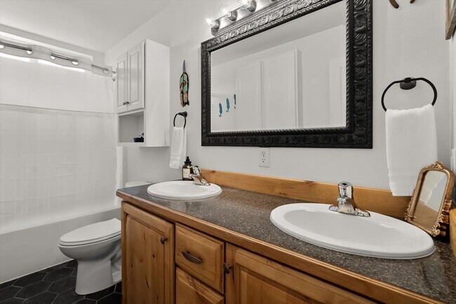 Building Photo - Glacier Chalet – Cozy Columbia Falls Retreat Near Glacier National Park