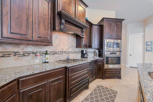 Building Photo - 2302 Falcon Brook Dr