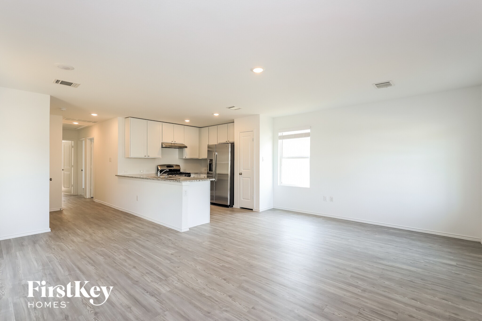 Building Photo - 8323 Piedra Medina