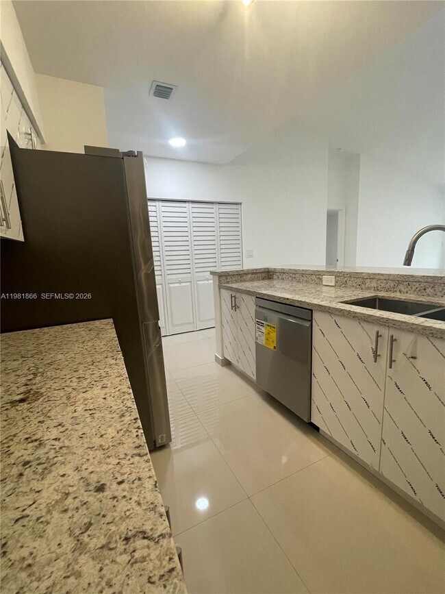 Building Photo - 14728 Balgowan Rd